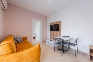 Velora Beach Apartment