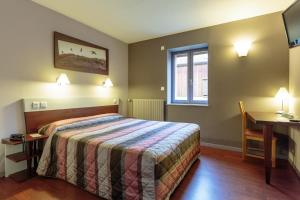 Hotels Les Hirondelles : photos des chambres