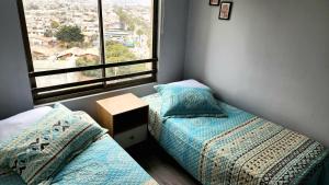 Depto equipado para 5 personas aceptamos mascota con hermosa vista y buena ubicacion cercano a supermercado playa locales de comida