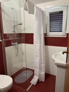 Laco Rooms