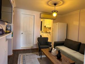 Tanaya Apartment