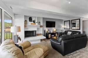 Anchorage West Condos Building 10 Unit #105