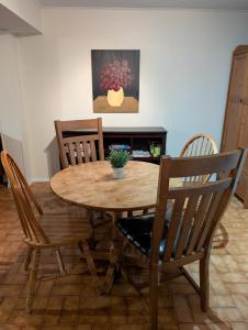 West End Basement Apartment