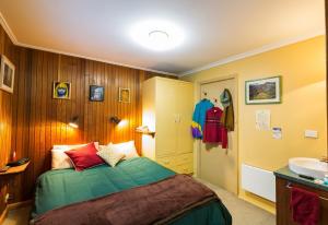 Red Onion Ski Chalet - Entire home