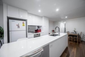 캔버라 Provenance apartment, 1 bedroom free car space 싱글룸 로비