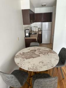 Modern Vancouver Apartment Near Downtown - BC Place