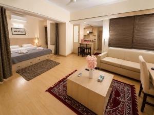 Bella Nest-Cozy Studio Apartment-Near Noida Sec62