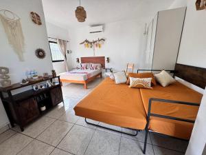 Brentom Beach House