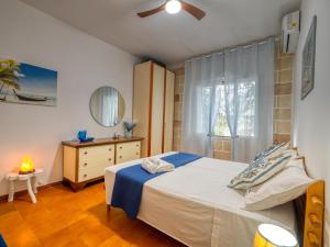 Maryblue Dreams House