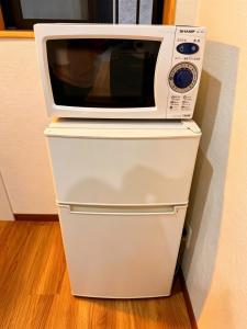 Hua HOTEL 3 minutes from Dobutsuen-mae station Tennoji business district Entire building Direct access to Namba Tsutenkaku within walking distance Maximum 7 people