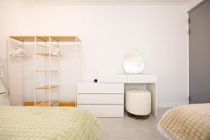 AnAn Stay - Amasa Station, Direct to Jamsil, KSPO Dome, Lotte World, Asan Medical Center, Han River Walk