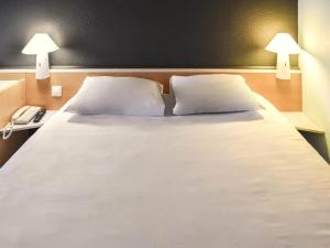 ibis Rochefort