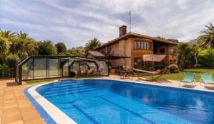 Basque Palace, Mansion con Jardín, Barbacoa, Gimnasio, Piscina, Sauna