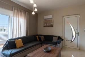 Mary Luxury House