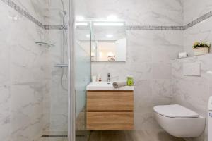 Superb Studio - 4 min to Palais, 1 min to Beach