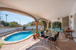LXR Blue Horizon 6BDR Close to the sea