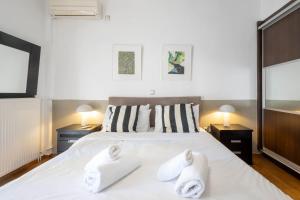 A Luxury & Comfortable Apt in Athens