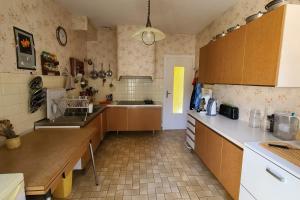 Large 4-bedroom family home