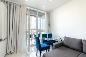 17-122 French Quarter 2, John McCain 1b, Kyiv centre, stunning city view, 15 kW backup power, Petrovdim Apartment