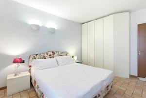 APARTMENT IRIS - Regarda Travel