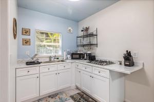 Cozy Apt Nr Beach & Pier 21 Yard BBQ Games WiFi