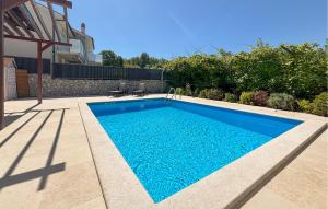 Awesome Home In Malinska