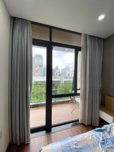 ZRIO Mai Thuc Lan Apartment
