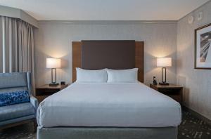 DoubleTree by Hilton West Edmonton