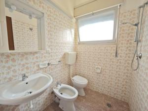 Peaceful villa with a beautiful garden in Lignano