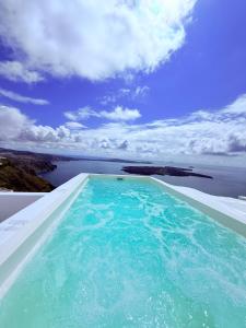 Antrum Cave Villa