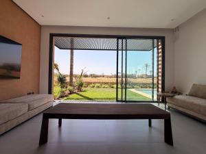 Villa Alyra, Villa de Luxe, Vue Atlas & 4 Golfs