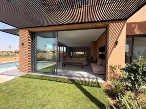 Villa Alyra, Villa de Luxe, Vue Atlas & 4 Golfs