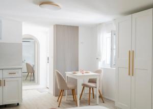 Blush & Gold Hideaway by Villa Prisca