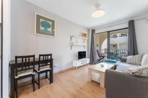 Sun Beach Apartment