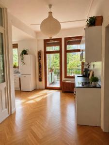 Central apartment next to Messe