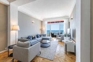 PROMENADE - Stunning Sea View