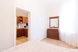 Apartment on Deribasovskaya 18