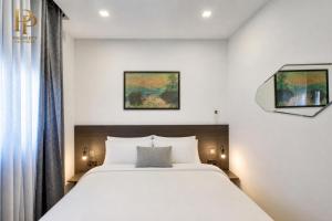 Urban 19 Residences Refined Living