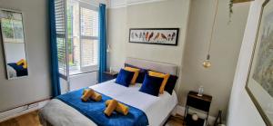 Double Bed at Cozy Hailsham