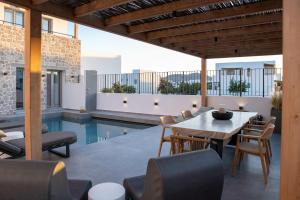 Kalea Suites