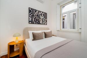 WHome Spacious Historic Lisbon Flat near Cais do Sodré