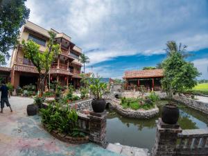 friendly homestay Xa Dan