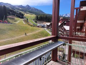Résidence Tournavelles - Appartement 2 pièces 6 personnes en duplex, avec vue sur les pistes, skis aux pieds et proche des commerces, dans le village des MAE-2187