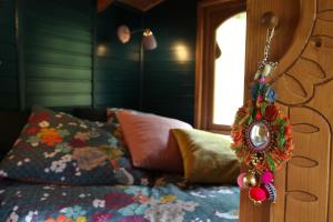 Maisons d'hotes Roulottes Montagne Pyrenees : photos des chambres