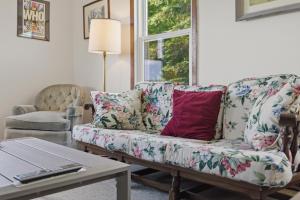Cozy Retreat with Deck Near Cowanesque Lake
