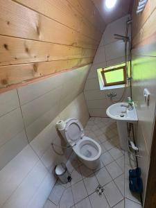 Guesthouse "Gjin Thana"