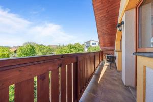 2 room apartment with terrace, Hriadky