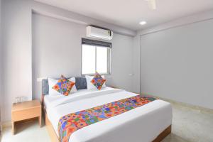 FabHotel Ojas Inn