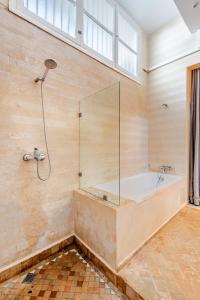 R03 - Chic & Cozy 3BR Home - Prime Location Rabat