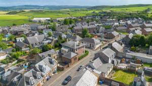 Culzean Road, Retreat